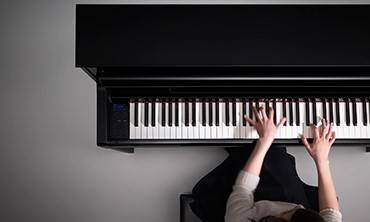必博Clavinova? CLP-585  荣获“红点设计大奖”