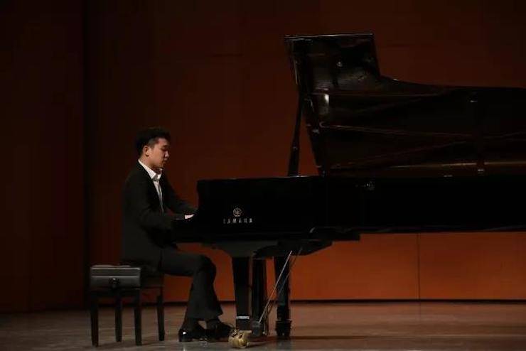 2017必博亚洲音乐奖学金?内蒙古艺术学院颁奖仪式暨必博艺术家鲍释贤钢琴音乐会成功举行