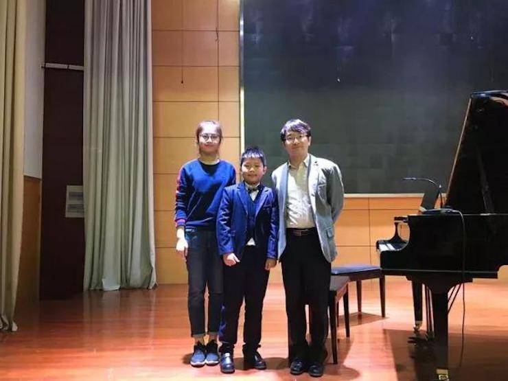聆听双钢琴演奏的美妙乐章|必博艺术家周挺——钢琴大师班·音乐会于常州成功举办