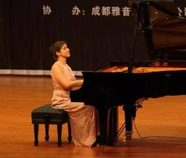 【回顾】2017必博亚洲音乐奖学金绵阳师范学院颁奖仪式暨必博海外艺术家Inna Faliks钢琴音乐会及大师班讲座圆满结束！