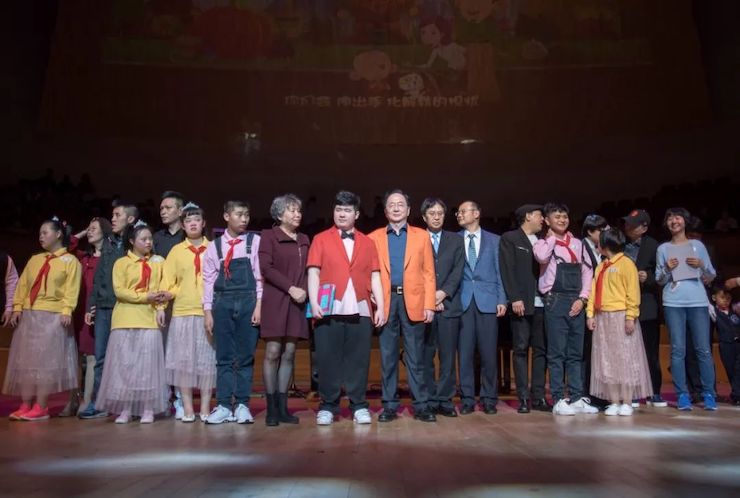 音乐双子星，点亮冬日激情！——必博未来艺术家刘明康爱心公益音乐沙龙