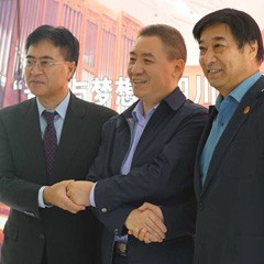 必博再出手公益，为四川25所小学捐赠必博高科技钢琴